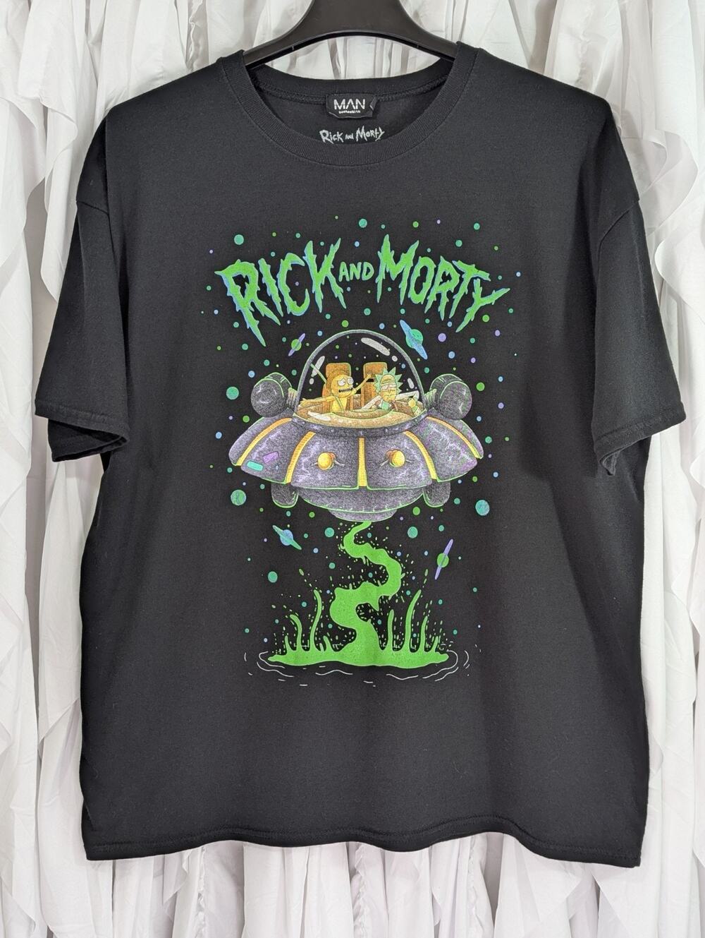 BoohooMAN Rick and Morty Drunk in Ship Black Graphic T-Shirt Mens Size Large